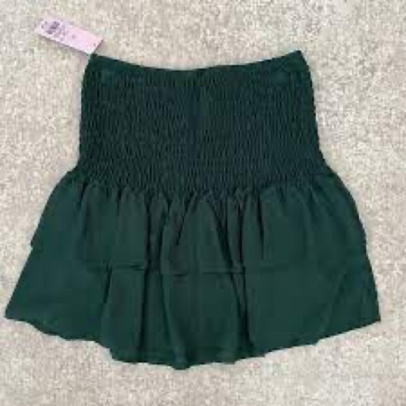 Wild fable Dark green smocked ruffle skirt - Picture 2 of 4
